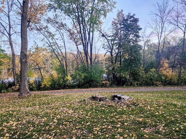 1844 Barclay Street, Maplewood, MN 55109