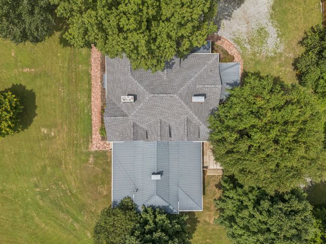7453 Highway 76 East, Springfield, TN 37172