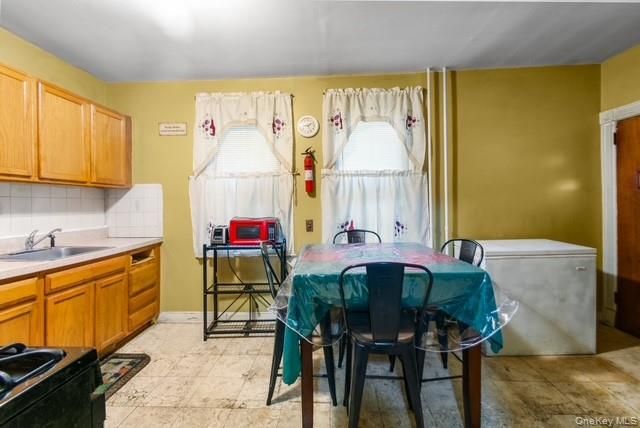 34 Dongan Street, Staten Island, NY 10310