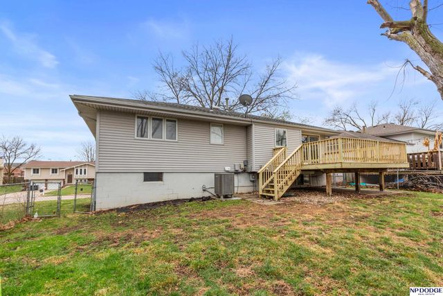 15918 Arbor Circle, Omaha, NE 68130