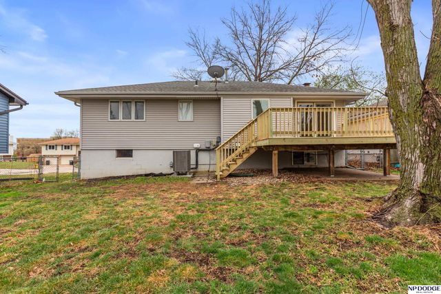 15918 Arbor Circle, Omaha, NE 68130