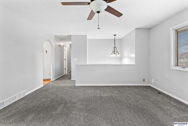 15918 Arbor Circle, Omaha, NE 68130