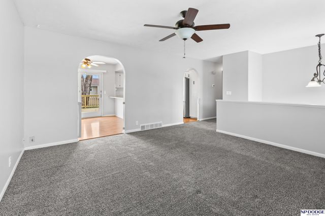 15918 Arbor Circle, Omaha, NE 68130