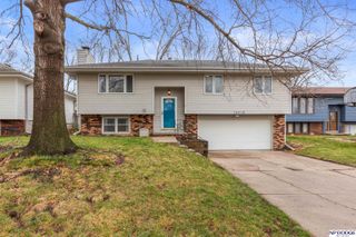 15918 Arbor Circle, Omaha, NE 68130