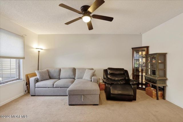 95 Azalea Circle, Jackson, NJ 08527