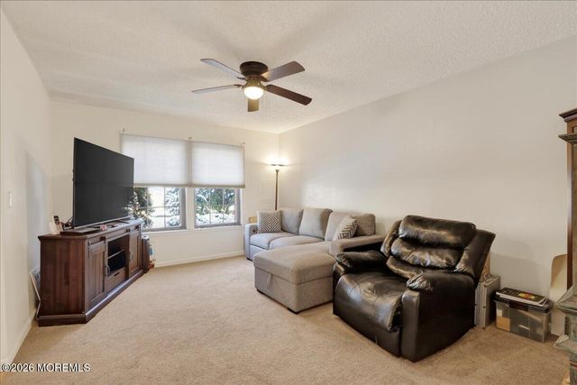 95 Azalea Circle, Jackson, NJ 08527