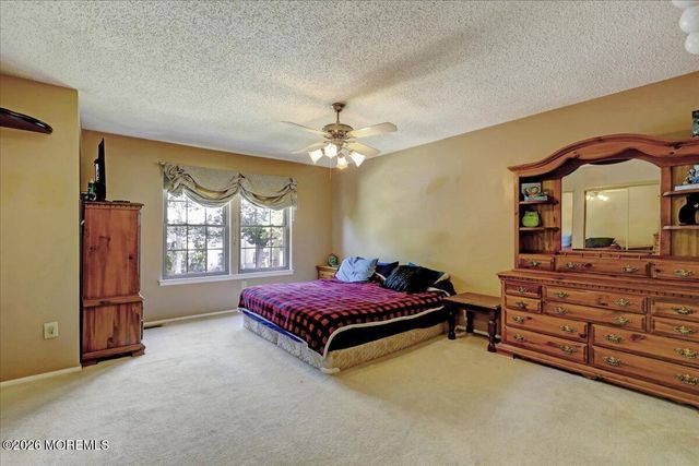 95 Azalea Circle, Jackson, NJ 08527