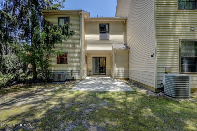 95 Azalea Circle, Jackson, NJ 08527