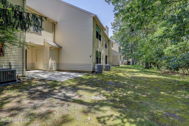 95 Azalea Circle, Jackson, NJ 08527