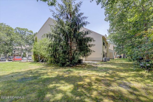 95 Azalea Circle, Jackson, NJ 08527