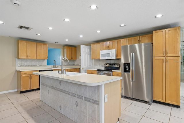 6510 SUNRIDGE DRIVE, Riverview, FL 33578