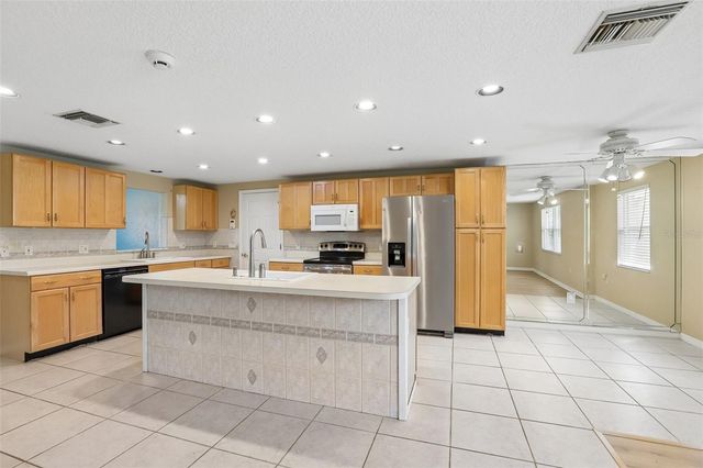 6510 SUNRIDGE DRIVE, Riverview, FL 33578