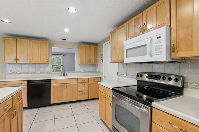 6510 SUNRIDGE DRIVE, Riverview, FL 33578