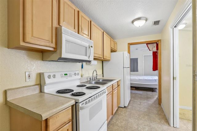 6510 SUNRIDGE DRIVE, Riverview, FL 33578
