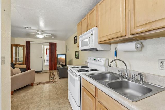 6510 SUNRIDGE DRIVE, Riverview, FL 33578