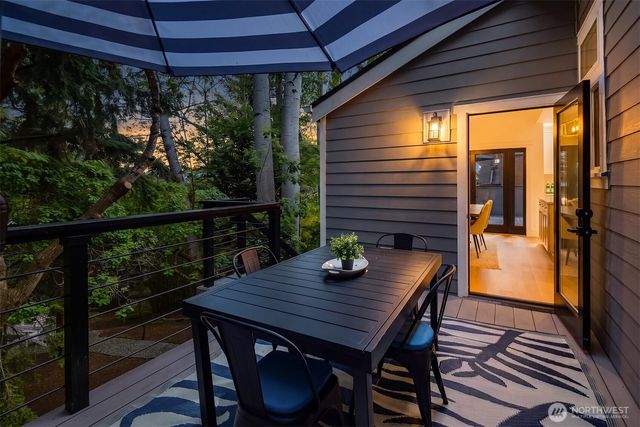 1014 4th Avenue N, Seattle, WA 98109