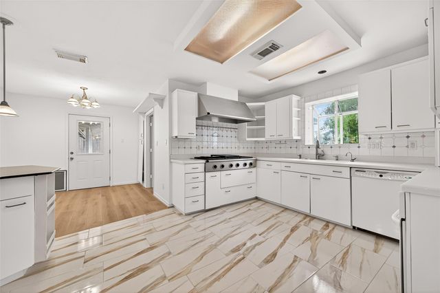1331 Dominion Drive, Katy, TX 77450