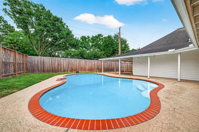 1331 Dominion Drive, Katy, TX 77450