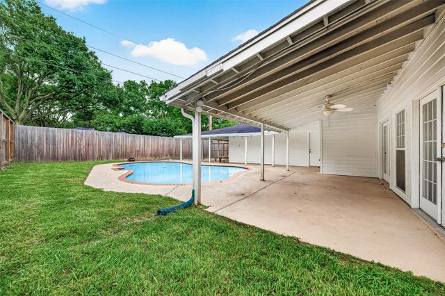 1331 Dominion Drive, Katy, TX 77450