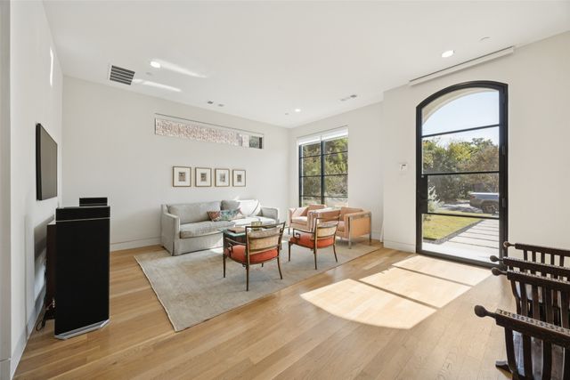 3672 Asbury Street, University Park, TX 75205