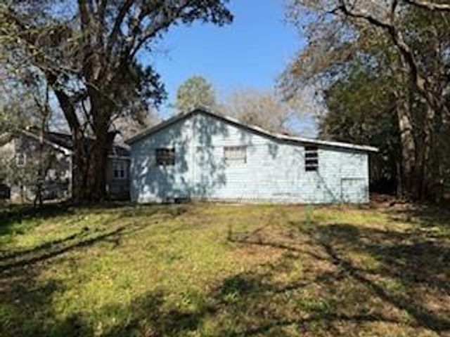 107 5th Avenue, Chickasaw, AL 36611