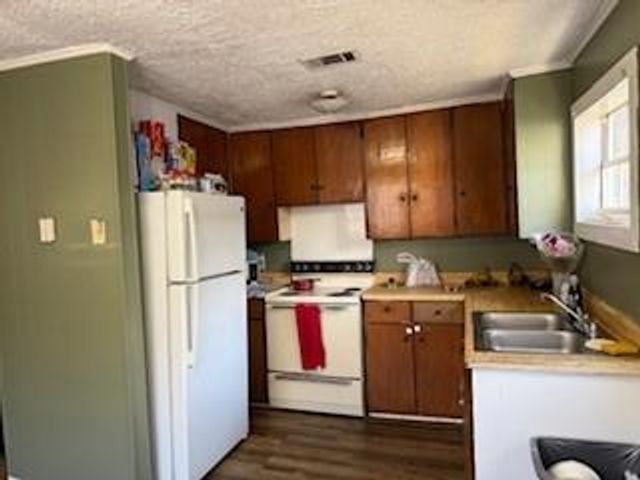 107 5th Avenue, Chickasaw, AL 36611