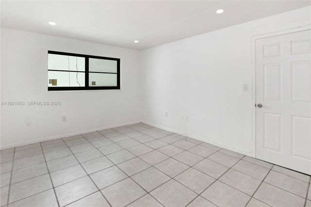 1225 West Ave 502, Miami Beach, FL 33139
