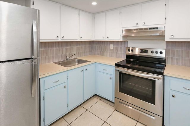 1225 West Ave 502, Miami Beach, FL 33139