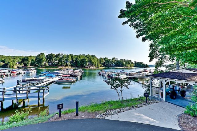 11 Mizzen Lane, Salem, SC 29676