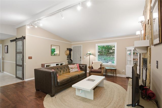 11 Mizzen Lane, Salem, SC 29676