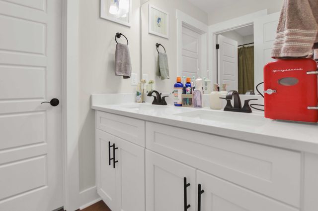 2346 Whitfield Drive, Clarksville, TN 37040