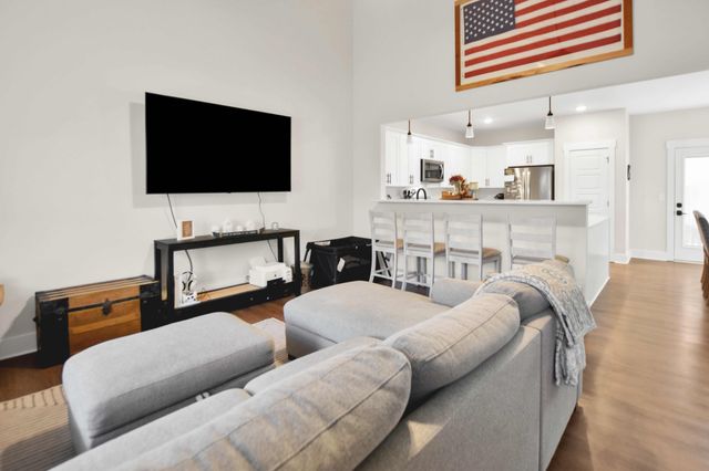 2346 Whitfield Drive, Clarksville, TN 37040