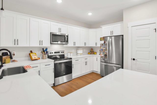 2346 Whitfield Drive, Clarksville, TN 37040