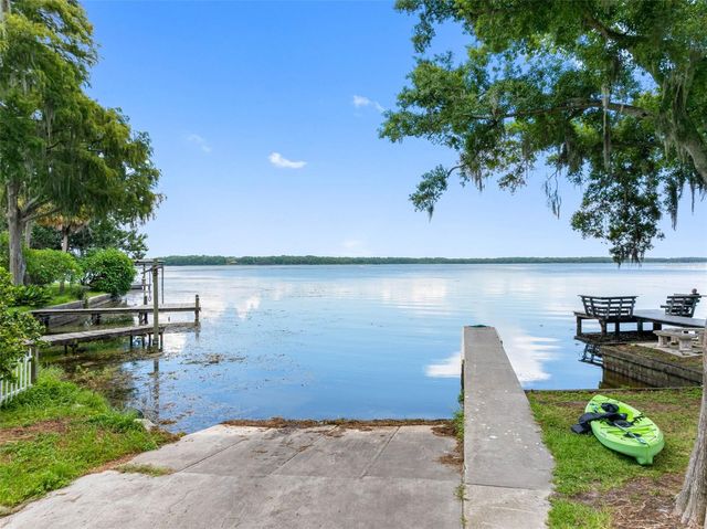 72 LAKE SHORE DRIVE, Palm Harbor, FL 34684