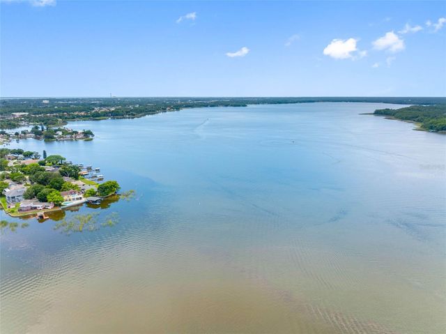 72 LAKE SHORE DRIVE, Palm Harbor, FL 34684