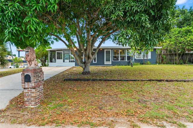 72 LAKE SHORE DRIVE, Palm Harbor, FL 34684
