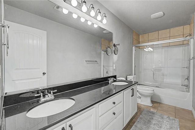 2908 N 18th Street, Rogers, AR 72756