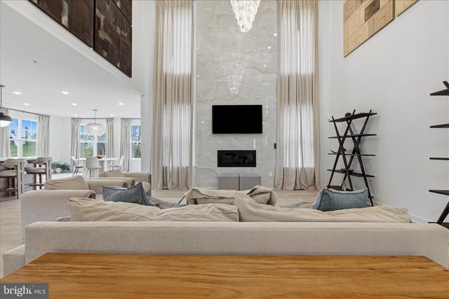 11610 WYNNIFRED PL, Glenn Dale, MD 20769