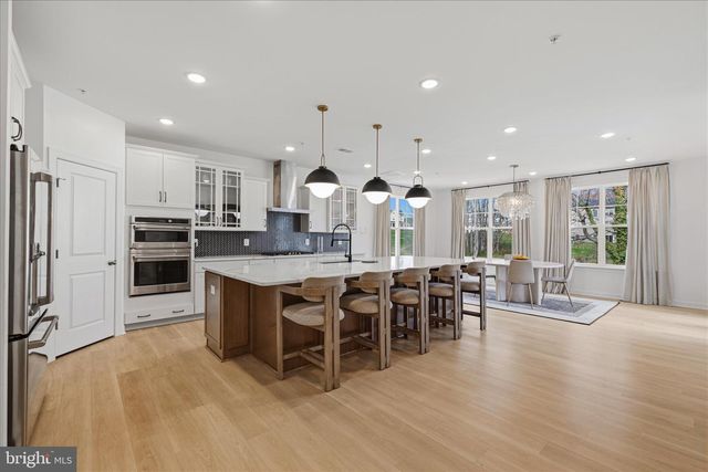 11610 WYNNIFRED PL, Glenn Dale, MD 20769