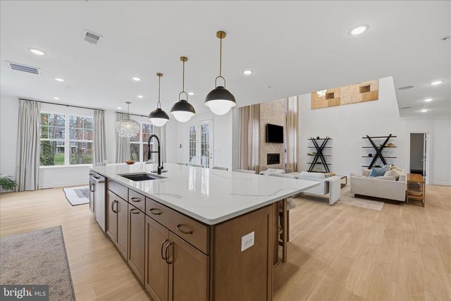 11610 WYNNIFRED PL, Glenn Dale, MD 20769