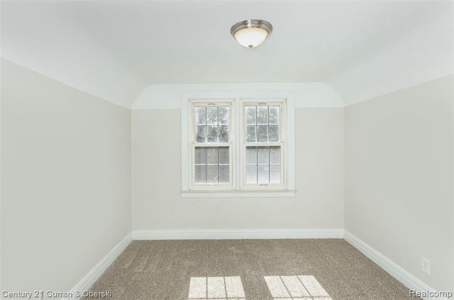 15704 Cleveland Avenue, Allen Park, MI 48101