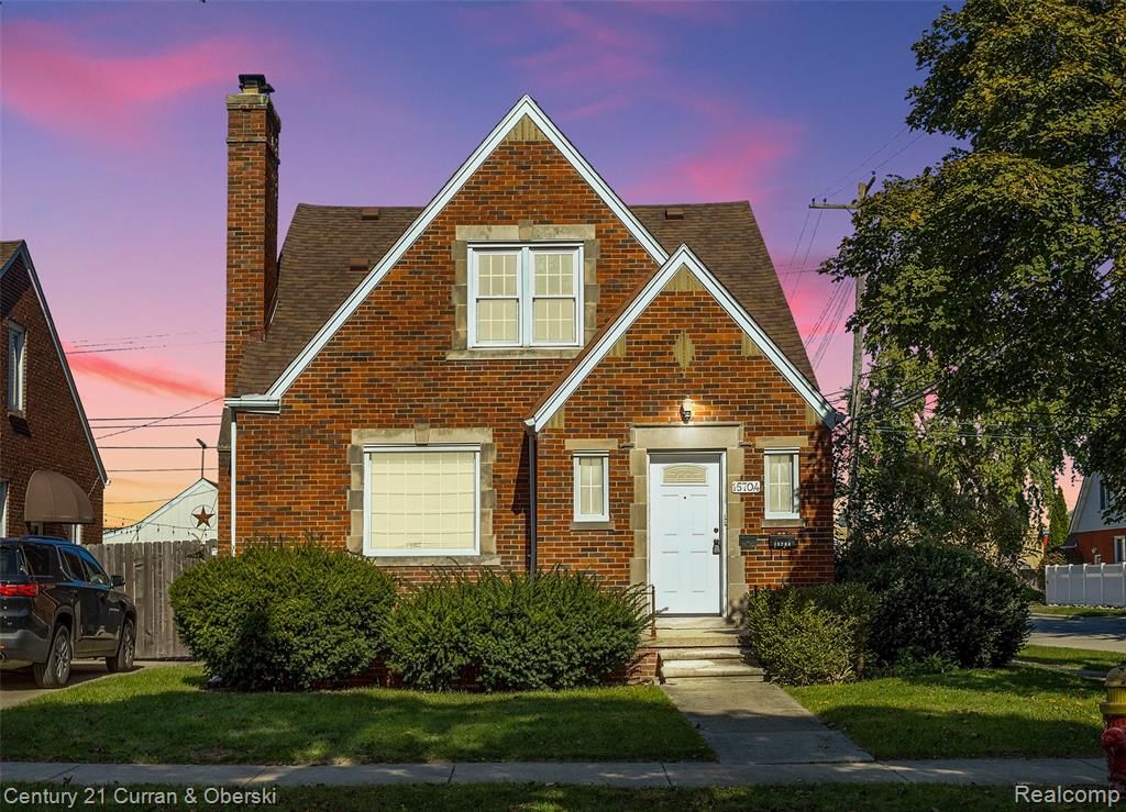 15704 Cleveland Avenue, Allen Park, MI 48101