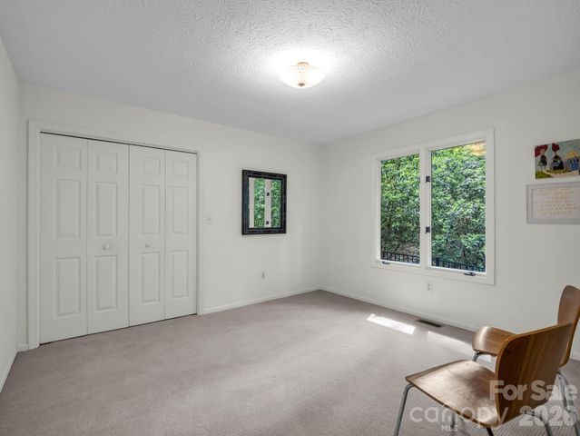 118 Timber Creek Road, Hendersonville, NC 28739