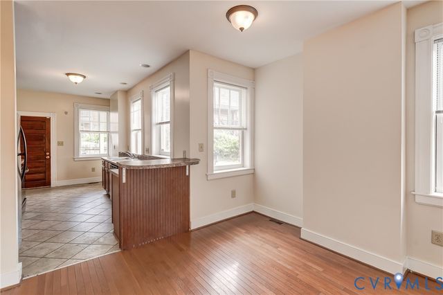 613 Price St, Richmond, VA 23220
