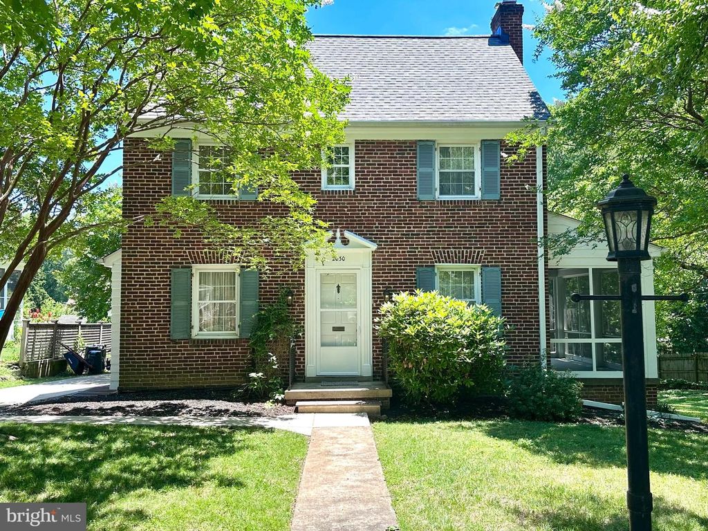 2030 LANIER DR, Silver Spring, MD 20910