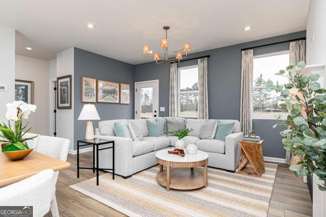 860 Leraes Way, Loganville, GA 30052