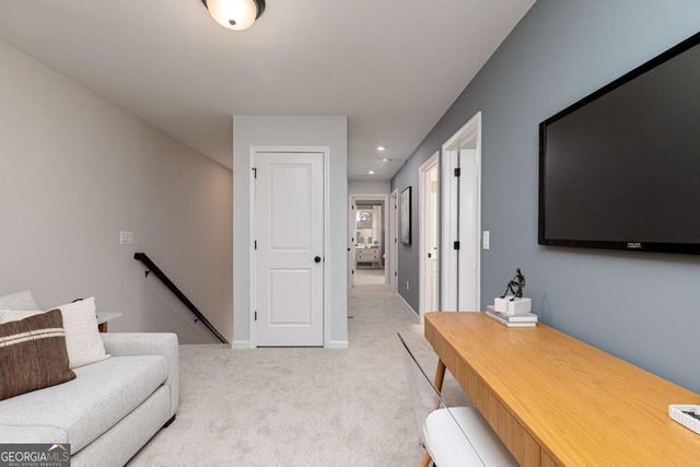 860 Leraes Way, Loganville, GA 30052