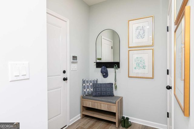 860 Leraes Way, Loganville, GA 30052