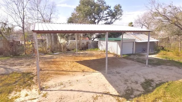 14811 W Hardy Road, Houston, TX 77060
