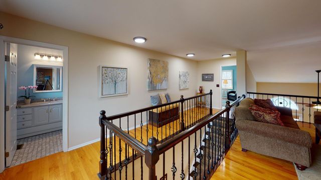 10661 Hollow Tree Road, Orland Park, IL 60462